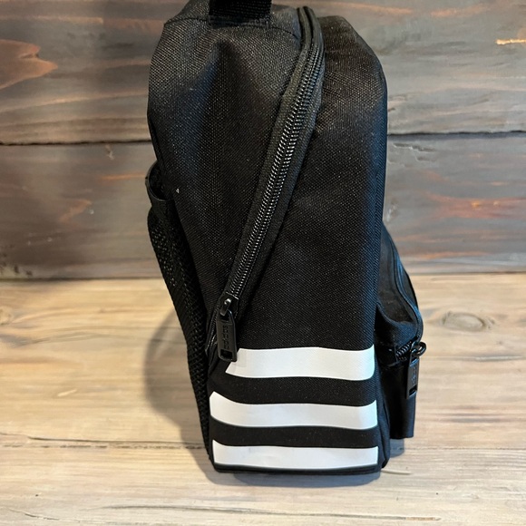 Adidas Unisex Santiago 2 Insulated Lunch Bag - Picture 4 of 7
